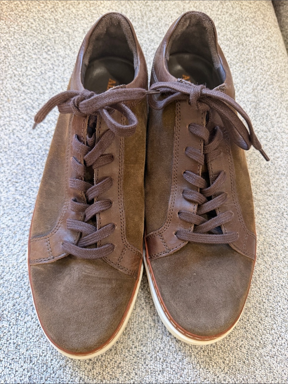 Allen Edmonds Port Washington Menβs 9D Brown Suede Shoes